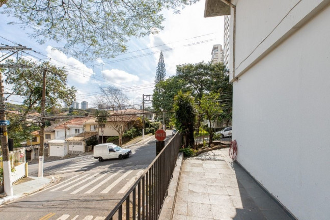 Imagem Sobrado com 3 Quartos à Venda,  em Campo Belo - São Paulo