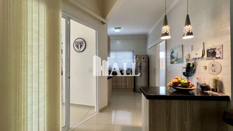 Imagem Casa com 3 Quartos à Venda, 171 m² em Centro - Bady Bassitt Imagem Casa com 3 Quartos à Venda, 171 m² em Centro - Bady Bassitt