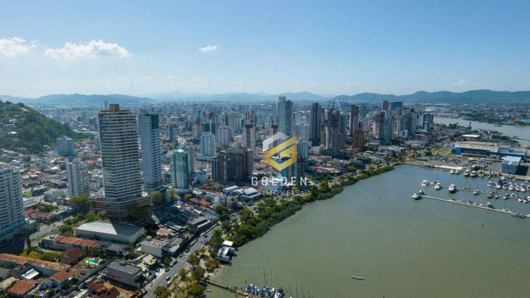 Imagem Apartamento com 4 Quartos à Venda, 200 m² em Fazenda - Itajaí Imagem Apartamento com 4 Quartos à Venda, 200 m² em Fazenda - Itajaí