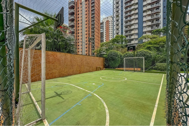 Imagem Imóvel com 4 Quartos à Venda, 247 m² em Vila Suzana - São Paulo