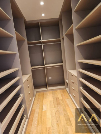 Imagem Casa com 4 Quartos à Venda, 364 m² em Alphaville - Santana De Parnaíba Imagem Casa com 4 Quartos à Venda, 364 m² em Alphaville - Santana De Parnaíba