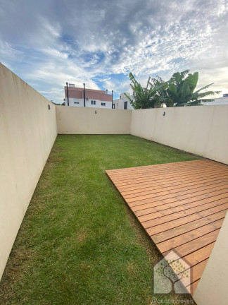 Imagem Casa com 3 Quartos à Venda, 170 m² em Campeche - Florianópolis