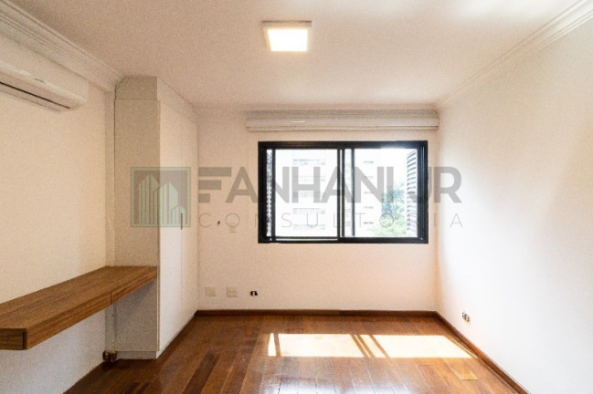 Imagem Imóvel com 3 Quartos à Venda, 156 m² em Jardim Europa - São Paulo