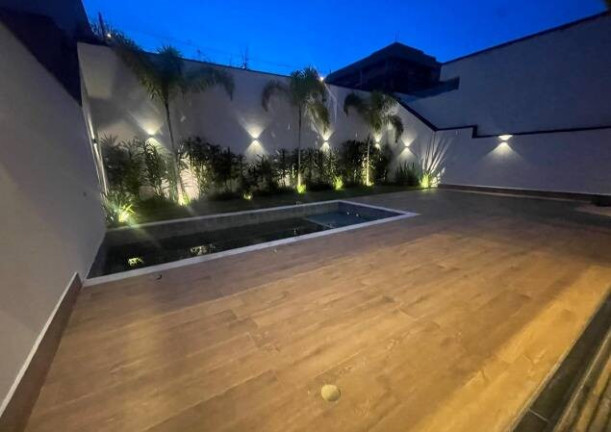 Casa com 3 Quartos à Venda, 243 m² em Swiss Park - Campinas