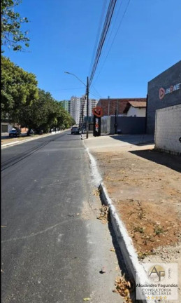 Terreno à Venda, 450 m² em Vila Brasília - Aparecida De Goiânia