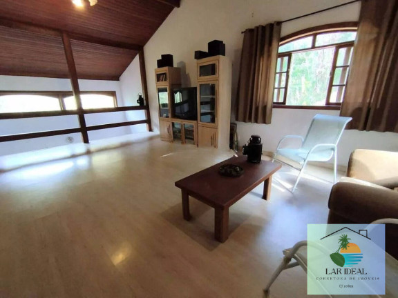 Imagem Casa com 3 Quartos à Venda, 220 m² em Corrego D'antas - Nova Friburgo Imagem Casa com 3 Quartos à Venda, 220 m² em Corrego D'antas - Nova Friburgo