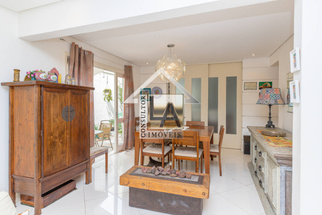 Imagem Casa com 3 Quartos à Venda, 197 m² em Vila Cordeiro - São Paulo Imagem Casa com 3 Quartos à Venda, 197 m² em Vila Cordeiro - São Paulo