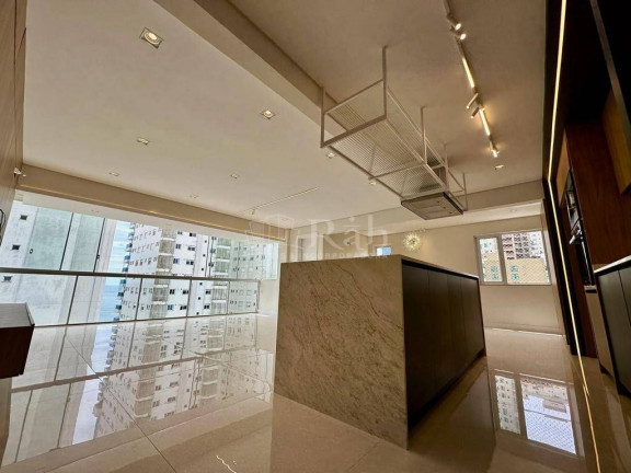 Imagem Apartamento com 3 Quartos à Venda, 122 m² em Centro - Balneário Camboriú Imagem Apartamento com 3 Quartos à Venda, 122 m² em Centro - Balneário Camboriú