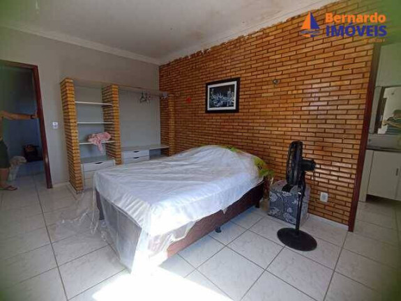 Imagem Casa com 4 Quartos à Venda, 210 m² em Barra Nova - Cascavel