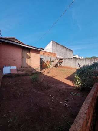 Imagem Casa com 2 Quartos à Venda, 70 m² em Jardim Cristina - Botucatu