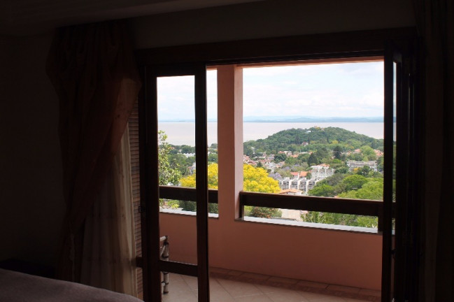 Imagem Casa com 4 Quartos à Venda, 509 m² em Ipanema - Porto Alegre