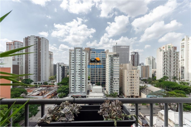 Imagem Apartamento com 1 Quarto à Venda, em Moema - São Paulo Imagem Apartamento com 1 Quarto à Venda, em Moema - São Paulo