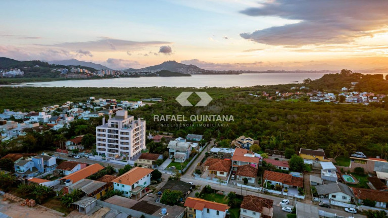 Imagem Apartamento com 2 Quartos à Venda, 64 m² em Saco Grande - Florianópolis