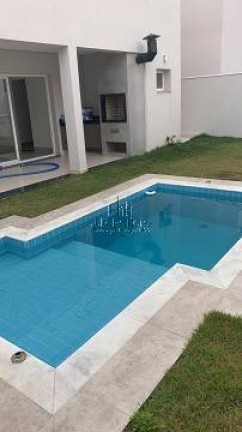 Casa com 4 Quartos à Venda,  em Indaiatuba