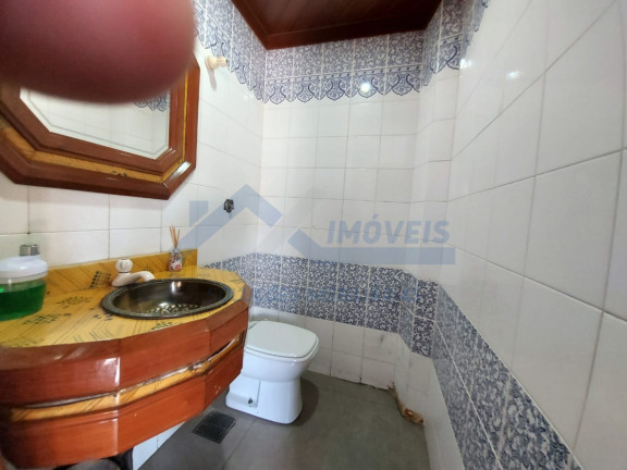 Imagem Sobrado com 5 Quartos à Venda, 380 m² em Jardim Lindóia - Porto Alegre