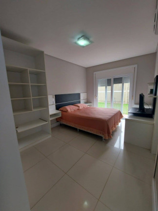 Imagem Casa com 4 Quartos à Venda, 600 m² em Atlântida Sul - Osório