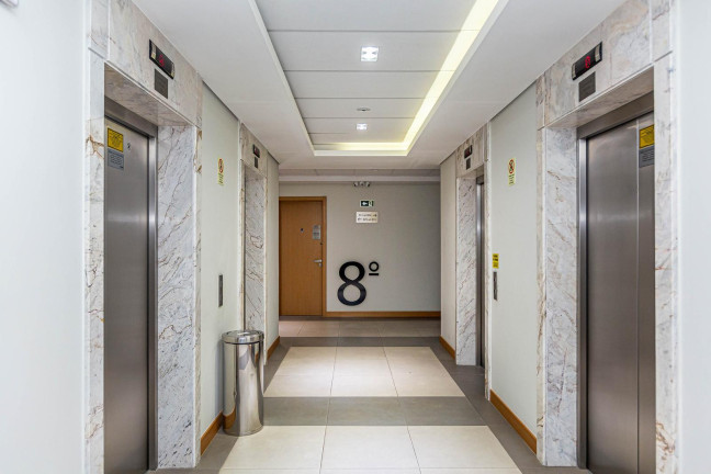 Imagem Sala Comercial à Venda, 162 m² em Centro - Curitiba