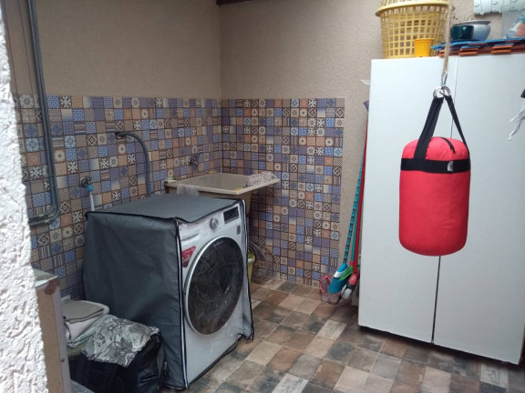 Imagem Casa com 2 Quartos à Venda, 100 m² em Vila Firmiano Pinto - São Paulo Imagem Casa com 2 Quartos à Venda, 100 m² em Vila Firmiano Pinto - São Paulo