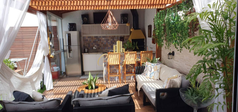 Imagem Casa com 2 Quartos à Venda,  em Madri - Palhoça