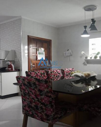 Imagem Sobrado com 3 Quartos à Venda, 254 m² em Jardim Teles De Menezes - Santo André
