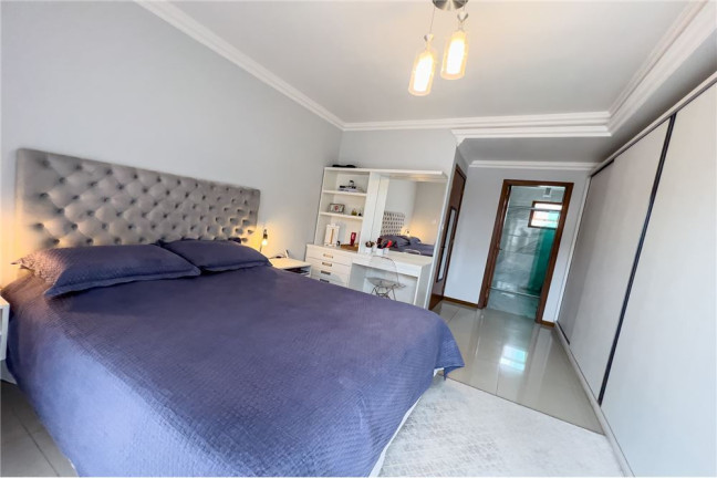 Imagem Casa de Condomínio com 3 Quartos à Venda, 183 m² em Ipanema - Porto Alegre