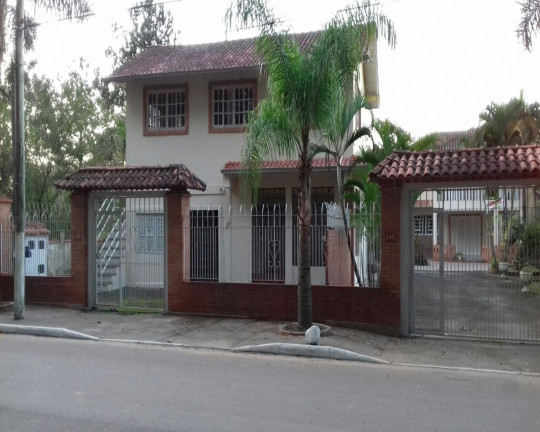 Imagem Casa com 4 Quartos à Venda, 300 m² em Belém Novo - Porto Alegre Imagem Casa com 4 Quartos à Venda, 300 m² em Belém Novo - Porto Alegre