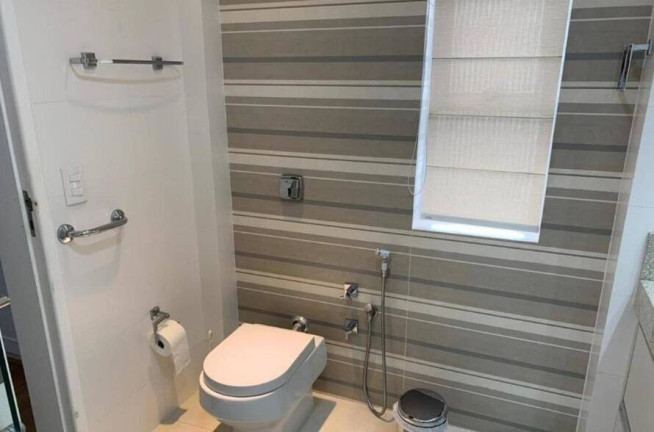 Imagem Apartamento com 4 Quartos à Venda, 226 m² em Centro - Florianópolis Imagem Apartamento com 4 Quartos à Venda, 226 m² em Centro - Florianópolis