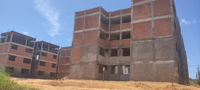 Imagem Casa com 2 Quartos à Venda, 50 m² em Angelim