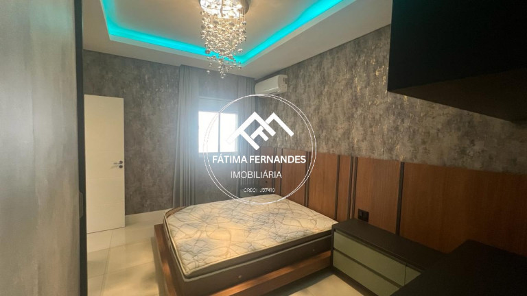 Imagem Apartamento com 4 Quartos à Venda, 268 m² em Meia Praia - Itapema