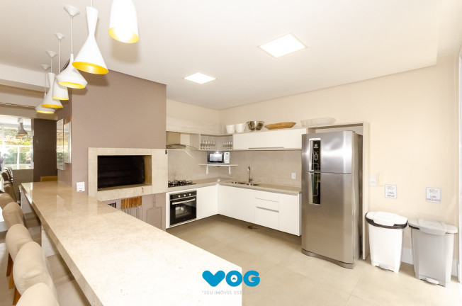 Imagem Imóvel com 2 Quartos à Venda, 86 m² em Menino Deus - Porto Alegre Imagem Imóvel com 2 Quartos à Venda, 86 m² em Menino Deus - Porto Alegre
