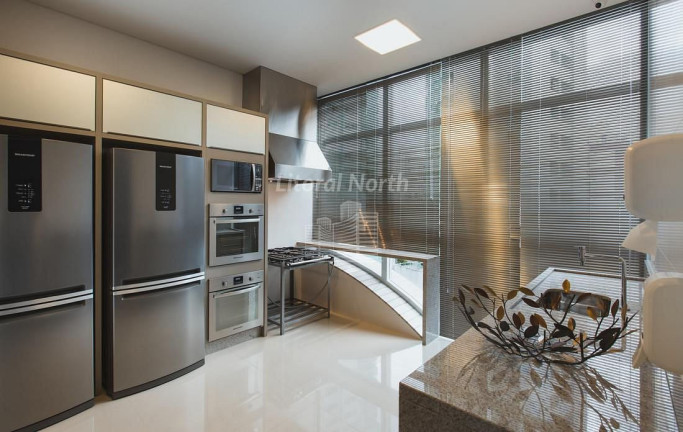 Imagem Apartamento com 4 Quartos à Venda, 167 m² em Centro - Balneário Camboriú Imagem Apartamento com 4 Quartos à Venda, 167 m² em Centro - Balneário Camboriú