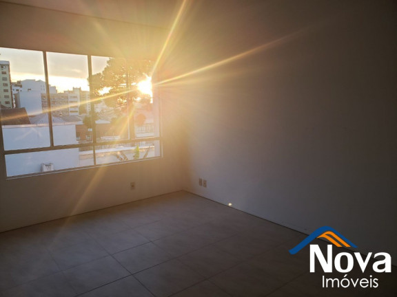 Imagem Imóvel com 3 Quartos à Venda, 88 m² em Centro - Caxias Do Sul