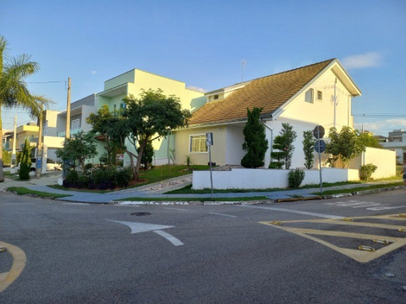 Sobrado com 3 Quartos à Venda, 153 m² em Horto Florestal - Sorocaba