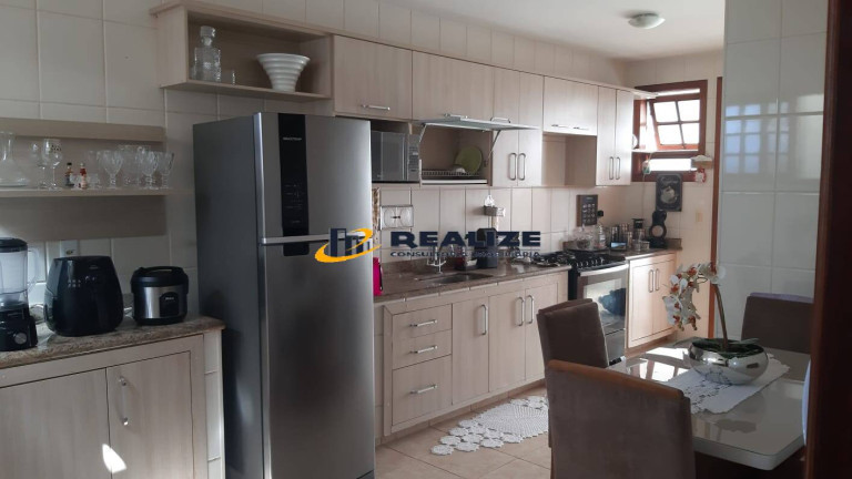 Imagem Casa com 3 Quartos à Venda, 127 m² em Parque Turf Club - Campos Dos Goytacazes Imagem Casa com 3 Quartos à Venda, 127 m² em Parque Turf Club - Campos Dos Goytacazes