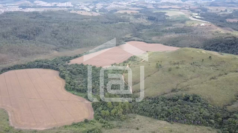 Imagem Imóvel à Venda, 183 m² em Zona Rural - Poços De Caldas Imagem Imóvel à Venda, 183 m² em Zona Rural - Poços De Caldas