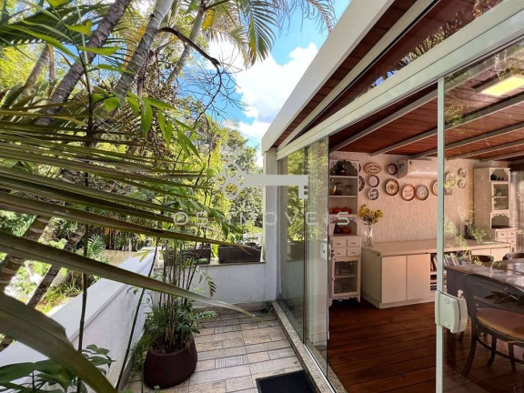 Imagem Casa de Condomínio com 5 Quartos à Venda,  em Chácara Granja Velha - Carapicuíba