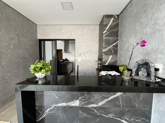 Imagem Casa com 3 Quartos à Venda, 192 m²