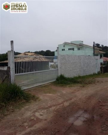 Imagem Casa com 2 Quartos à Venda, 90 m² em Santinho - Florianópolis