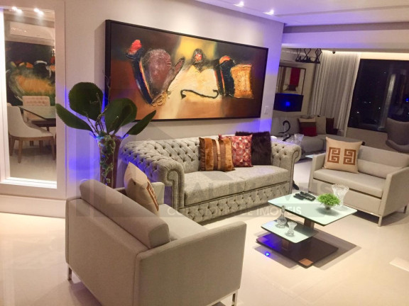 Imagem Apartamento com 4 Quartos à Venda, 202 m² em Nazaré - Belém Imagem Apartamento com 4 Quartos à Venda, 202 m² em Nazaré - Belém