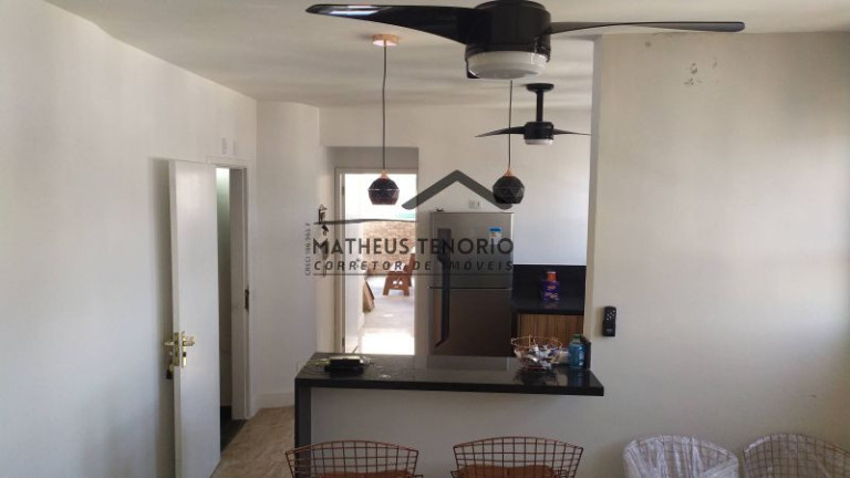 Imagem Cobertura com 4 Quartos à Venda, 232 m²