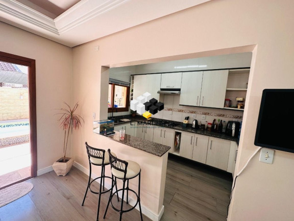 Imagem Casa com 3 Quartos à Venda, 215 m² em Hípica - Porto Alegre Imagem Casa com 3 Quartos à Venda, 215 m² em Hípica - Porto Alegre