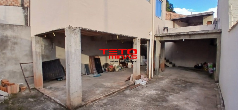Imagem Casa com 2 Quartos à Venda, 50 m² em Bairro São Mateus - São Lourenço