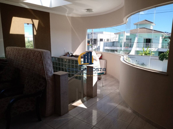 Imagem Casa com 5 Quartos à Venda, 180 m² em Portinho - Cabo Frio
