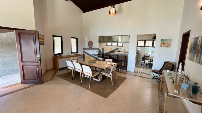 Imagem Sobrado com 3 Quartos à Venda, 600 m² em Toninhas - Ubatuba Imagem Sobrado com 3 Quartos à Venda, 600 m² em Toninhas - Ubatuba