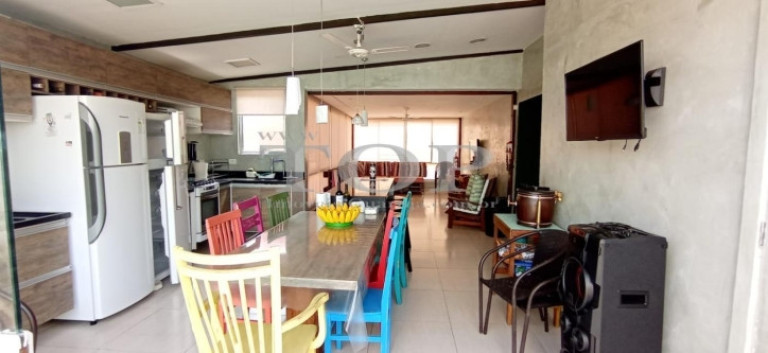 Imagem Cobertura com 3 Quartos à Venda, 178 m² em Enseada - Guarujá Imagem Cobertura com 3 Quartos à Venda, 178 m² em Enseada - Guarujá