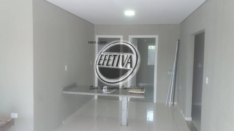 Imagem Casa com 2 Quartos à Venda, 70 m² em Piçarras - Guaratuba