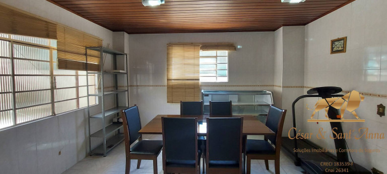 Imagem Casa com 4 Quartos à Venda, 270 m² em Jardim Márcia - Campos Do Jordão