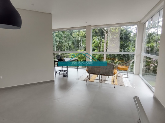 Imagem Casa com 3 Quartos para Alugar, 190 m² em Massaguaçu - Caraguatatuba
