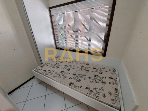 Imagem Casa com 3 Quartos à Venda, 110 m² em Vila Nova - Joinville Imagem Casa com 3 Quartos à Venda, 110 m² em Vila Nova - Joinville