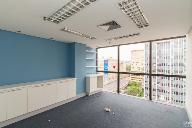 Imagem Sala Comercial à Venda, 134 m² em Centro Histórico - Porto Alegre